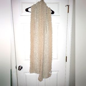 Knit scarf